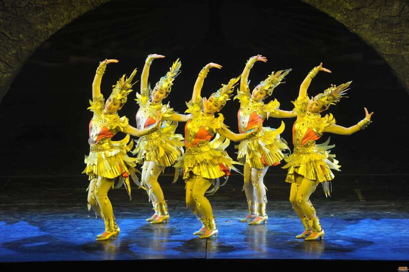 Beijing Golden Mask Dynasty Show With Private Transfer - Golden Mask Dynasty at Beijing Happy Valley: What You’re Going for