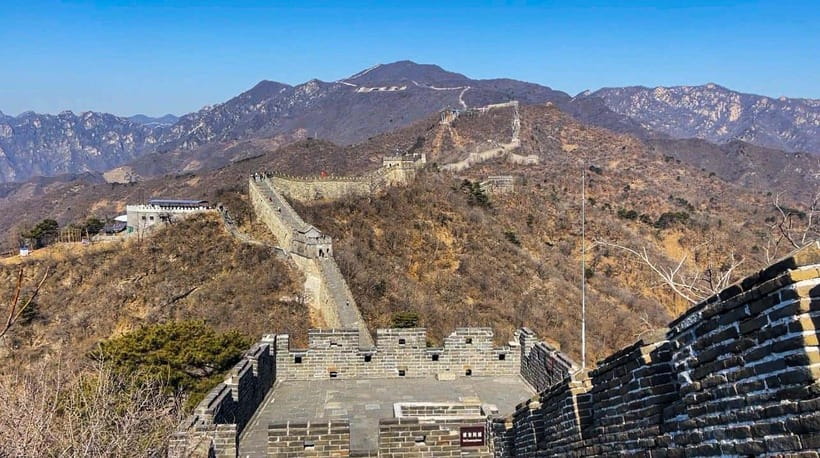 Beijing: Great Wall of China and Ming Tomb Private Tour - Changling vs Dingling: pick one tomb and commit to it