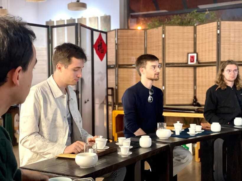Beijing Hands-On Culture Tour: Tea, Instrument, Calligraphy - Tea ceremony training: the Six-Step Ritual and three real brews