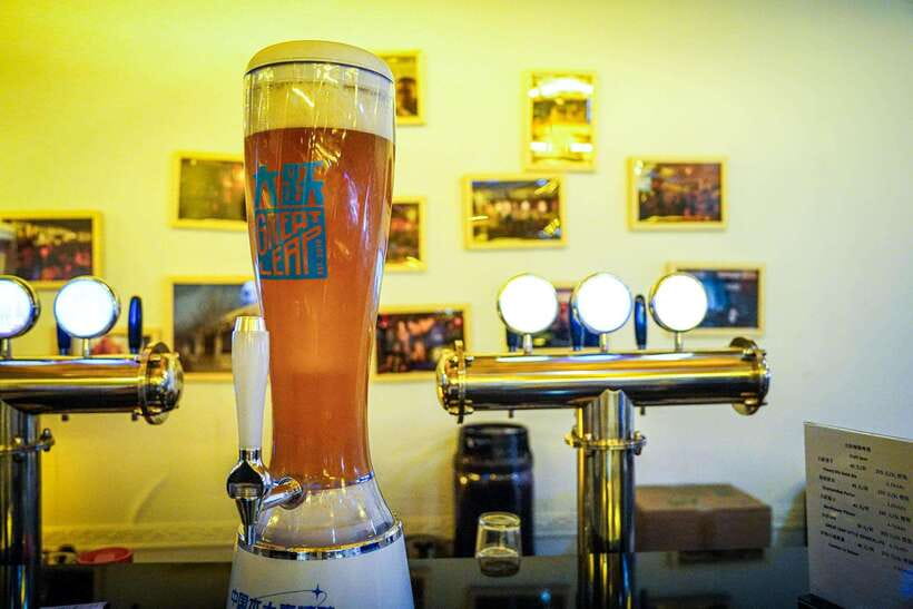 Beijing: Hidden Gems Guided Food Tour with Beer and Tastings - Why a 3.5-hour hutong food route makes sense in Beijing