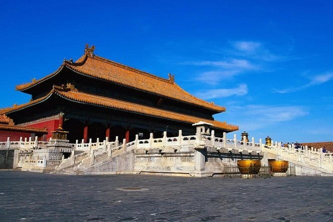 Beijing Historic City Guided Walking Tour + Calligraphy Creation - Yangmeizhu Byway: Where Old Streets Meet Modern Creative Life