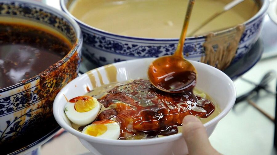 Beijing: Hutong Culinary Walking Tour with 15+ Tastings - Finding the Hutongs Starting at Dongsi Subway Exit B