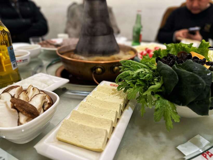 Beijing Hutong Food Crawl Delights: Peking duck, Hotpot&More - Key things that make this tour worth your night