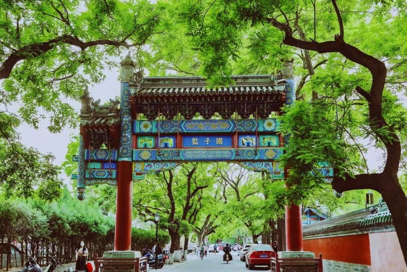 Beijing: Lama Temple E-Ticket or Full-Day Guided City Tour - Choosing Between Lama Temple E-Ticket and the Full-Day Highlights Tour