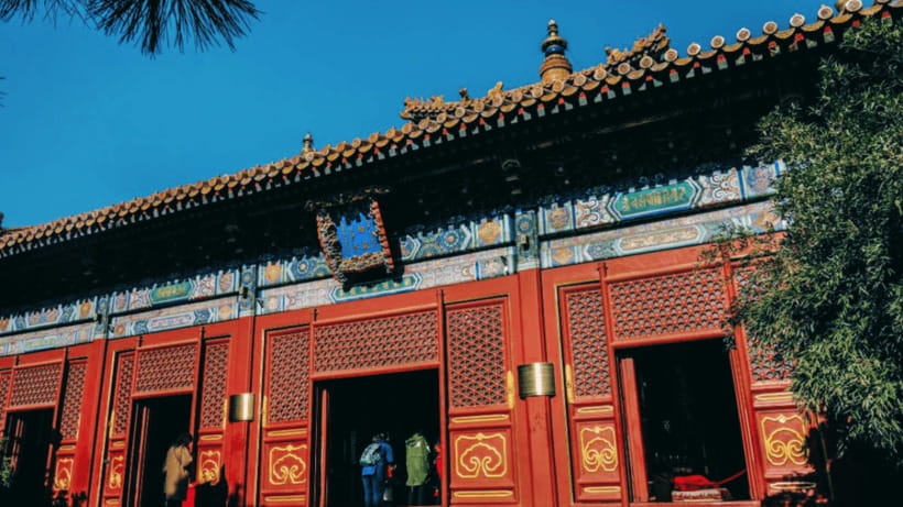 Beijing: Lama Temple (Yonghe Temple) Admission Ticket - Wheelchair Access and Self-Guided Comfort