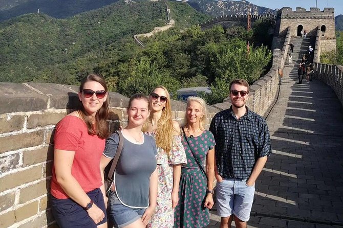 Beijing Layover Tour: Mutianyu Great Wall with English Driver - Entrance, QR Scanning, and the Smooth Part of the Day
