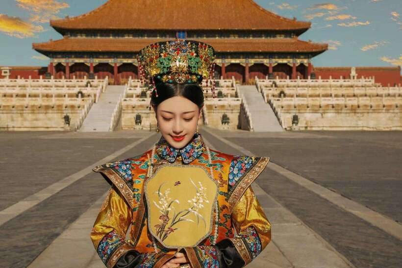 Beijing: Must-Try Chinese Ancient Costume Rental& Photoshoot - The Forbidden City red walls and moat photoshoot, what it’s really like