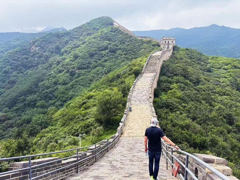 Beijing:Mutianyu/Badaling Great Wall Tour with VIP Fast Pass - Choosing your Great Wall section: Mutianyu, Badaling, or the undeveloped walk