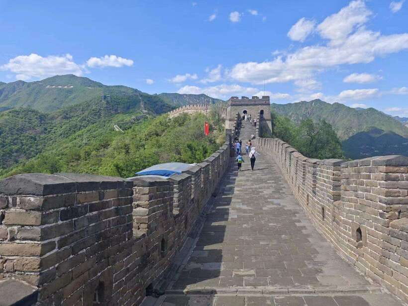 Beijing: Mutianyu Great Wall and Ming Tombs Private Tour - Walking Watchtowers Without Feeling Rushed