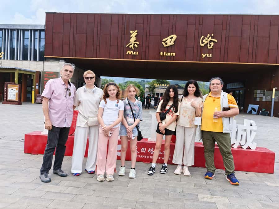Beijing: Mutianyu Great Wall & Summer Palace Day Tour - A quick Olympic Park finish: Bird’s Nest and Water Cube views