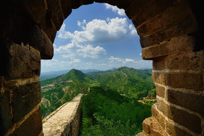 Beijing Mutianyu Great Wall Tour with Night View of Simatai and Gubei Water Town - How hard is it really, walking, climbing, and night comfort