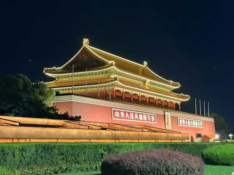 Beijing: Private Layover City Night Tour - Tiananmen Square at night: where the official heart meets your limited time