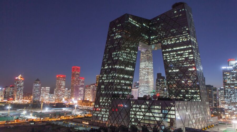 Beijing: Private Sightseeing Nighttime Tour with Transfer - Optional evening shows: acrobatics nightly, other performances need planning