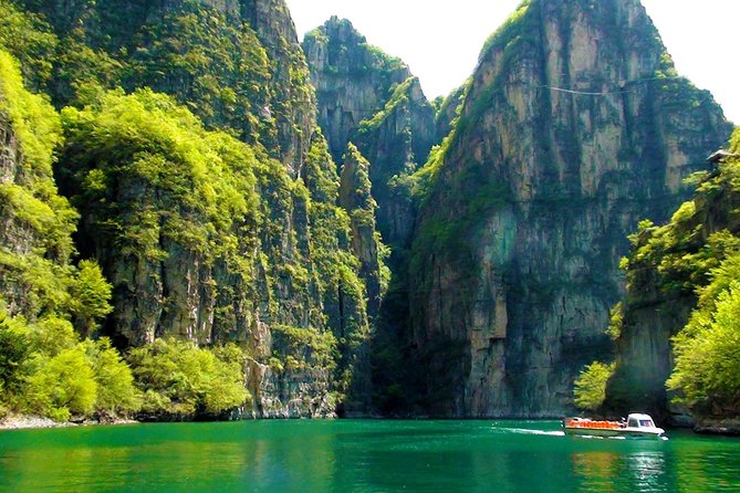 Beijing Private Tour to Badaling Great Wall and Longqing Gorge with Boat Ride - Pace, Timing, and How Much Walking You Should Expect