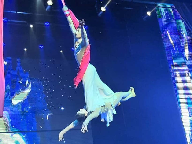 Beijing: Qinle Palace Acrobatics Show Ticket - Time-Travel Stage Tech: Holographic Han Palace and Giant Chime Matrices