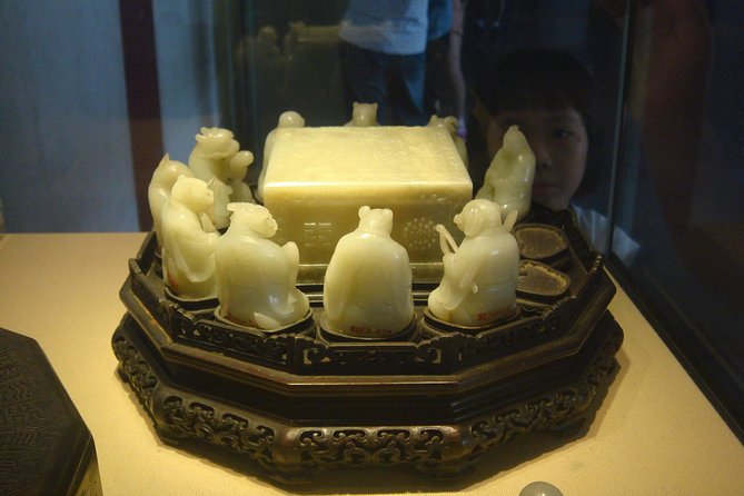 Beijing's Forbidden City with Special Viewing of Treasure Gallery and the Great Wall Ruins at Badaling - Badaling Great Wall Ruins: The Difference Between Crowds and Meaningful Climbing