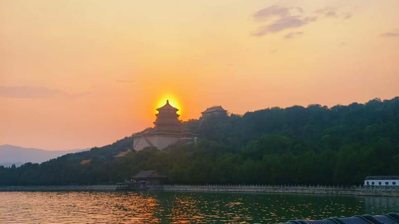 Beijing: Summer Palace Highlight Walking Tour - Entering via the North Palace Gate, then walking toward the East Gate