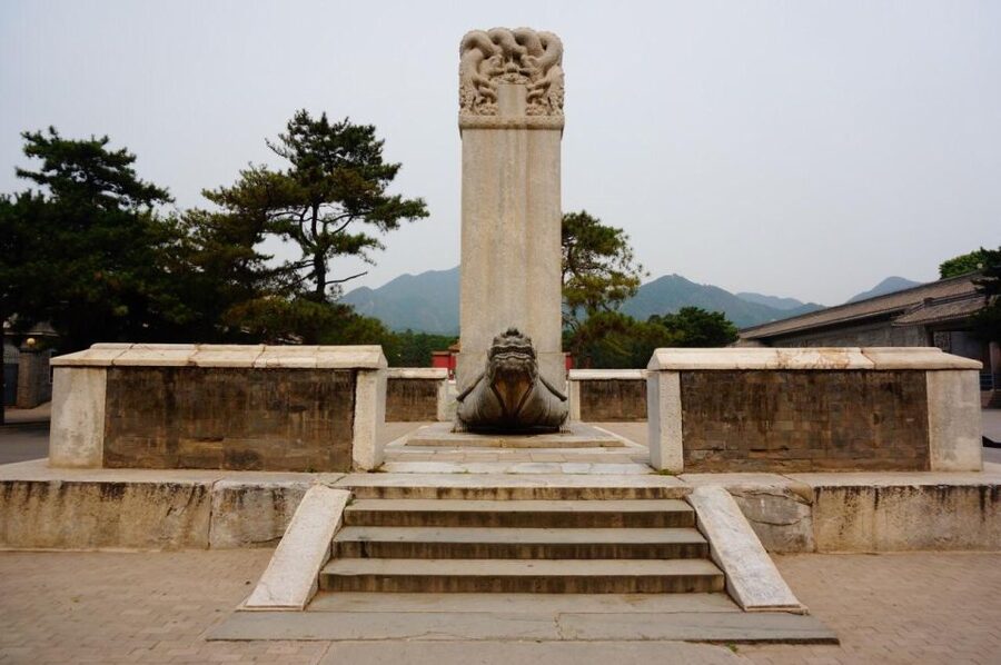 Beijing: Summer Palace, Sacred Road&Ming Tombs Private Tour - Lunch break in the middle of the day, plus one possible extra stop