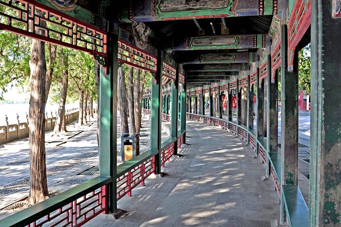 Beijing Summer Palace Ticket Booking - Stop 5: Long Corridor, 728 Meters of Covered Promenade