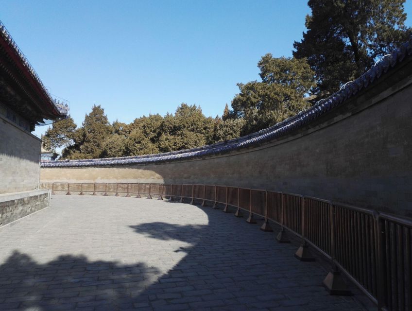 Beijing: Temple of Heaven, Panda House & Summer Palace Tour - Temple of Heaven: Hall of Prayer, Echo Wall whispers, and Ming and Qing meaning