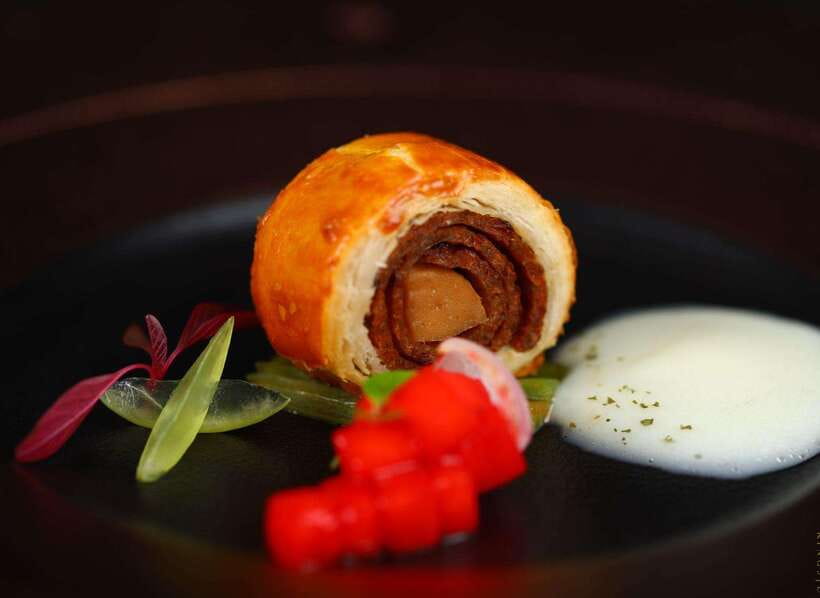 Beijing: Top Michelin Vegetarian Restaurant Reservation - Who should book this reservation