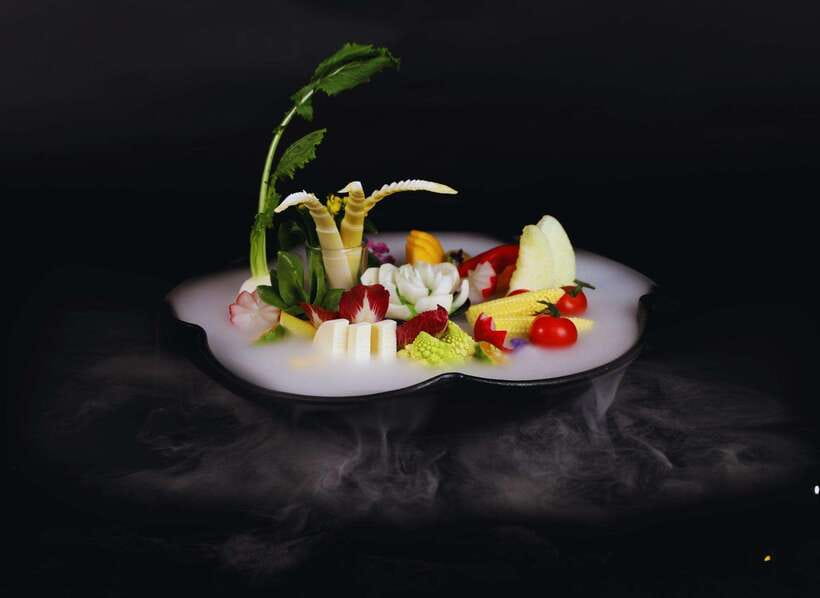 Beijing: Top Michelin Vegetarian Restaurant Reservation - How the 2-hour experience typically plays out