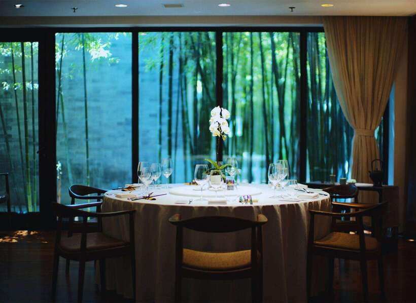Beijing: Top Michelin Vegetarian Restaurant Reservation - Accessibility and comfort for different travelers