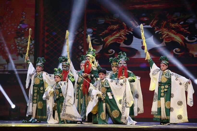 Beijing: Traditional Cultural Show Peking Opera Tickets - Performance Style, Sound, and the One Thing to Mentally Prepare For