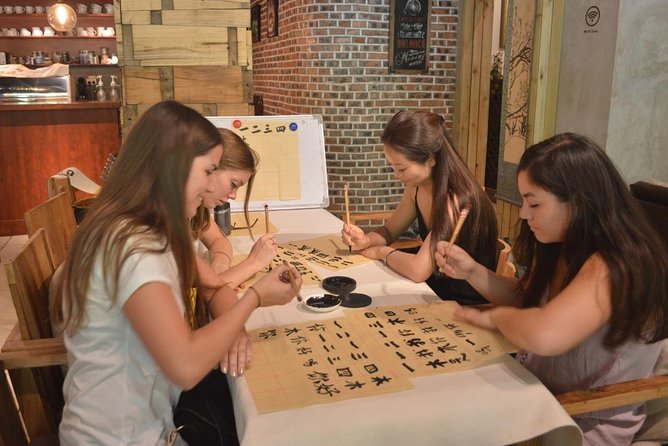 Beijing Wangfujing Calligraphy Class by Forbidden City - The teacher factor: English clarity and named instruction (Richard)