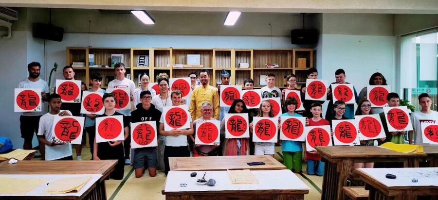 Beijing Wangfujing Calligraphy Class Nearby Forbidden City - Choosing between 45 minutes, 1 hour, 1.5 hours, or 2 hours