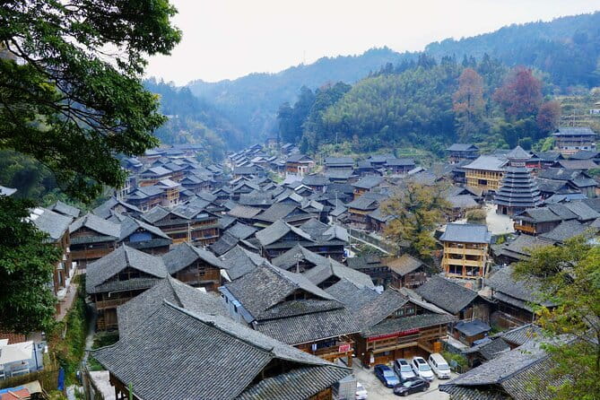 Best of Guilin Li River Xianggong Hill and Yulong River - Yulong River bamboo rafting, calm water after big views