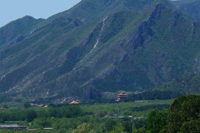 Boutique Tour: Juyongguan, Sacred Way and Dingling of Ming Tombs - Why Juyongguan Works So Well for a First Beijing Wall Day
