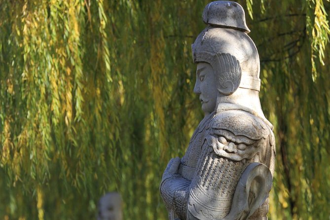 Boutique Tour: Juyongguan, Sacred Way and Dingling of Ming Tombs - Dingling Underground Palace: Wanli’s Tomb and the Artifact Story