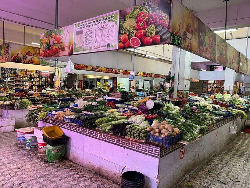 Chengdu: Cooking Class with Fresh Market Half Day Experience - Spice Market Mission in Chengdu, Starting From Liang Jia Xiang