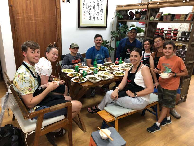 Chengdu: Cooking Class with Fresh Market Half Day Experience - Your Dishes: Cooking Around Five Choices, Eating What You Make