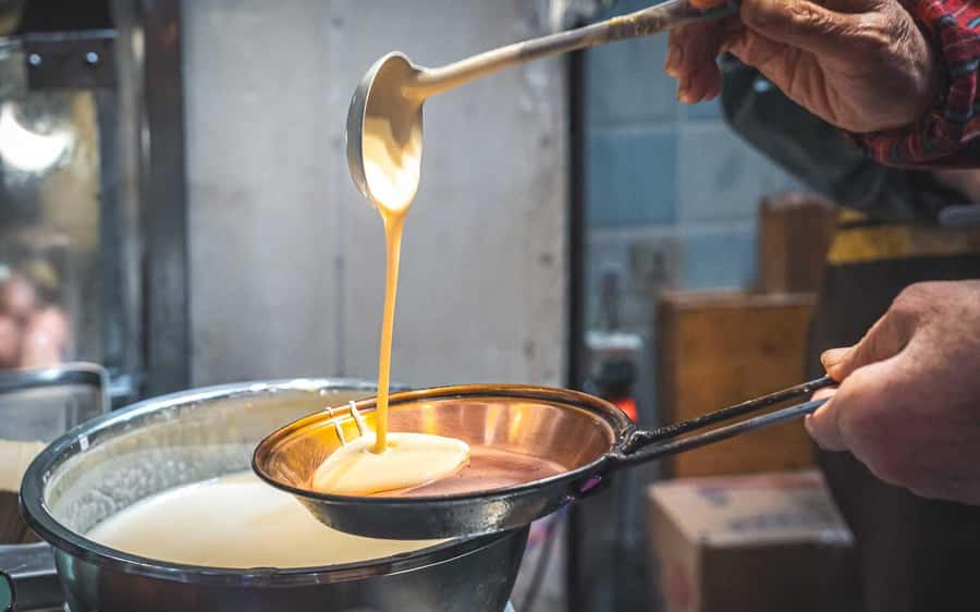 Chengdu Evening Food Tour - Starting at Yushuang Road Subway Exit C, Then Riding to the First Bites