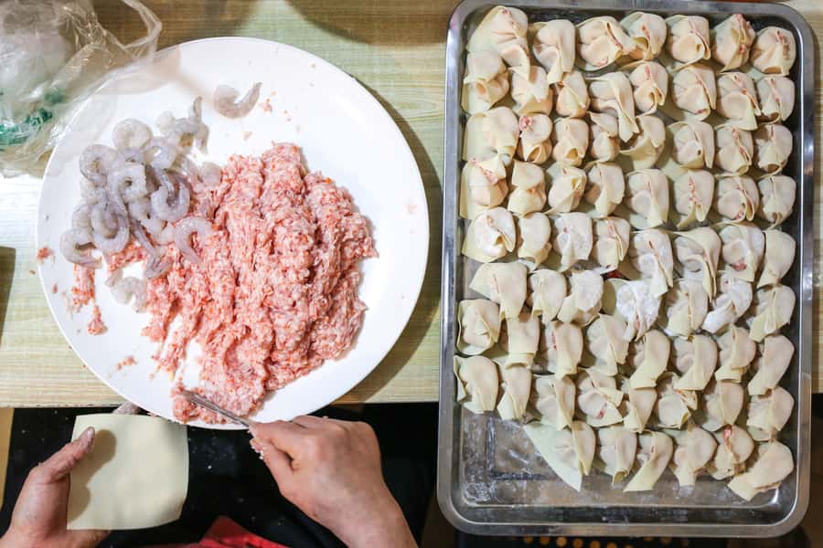 Chengdu: Hidden Dishes and Beers UNESCO Food Evening Tour - Sichuan spice and the “noodles get sauced” challenge
