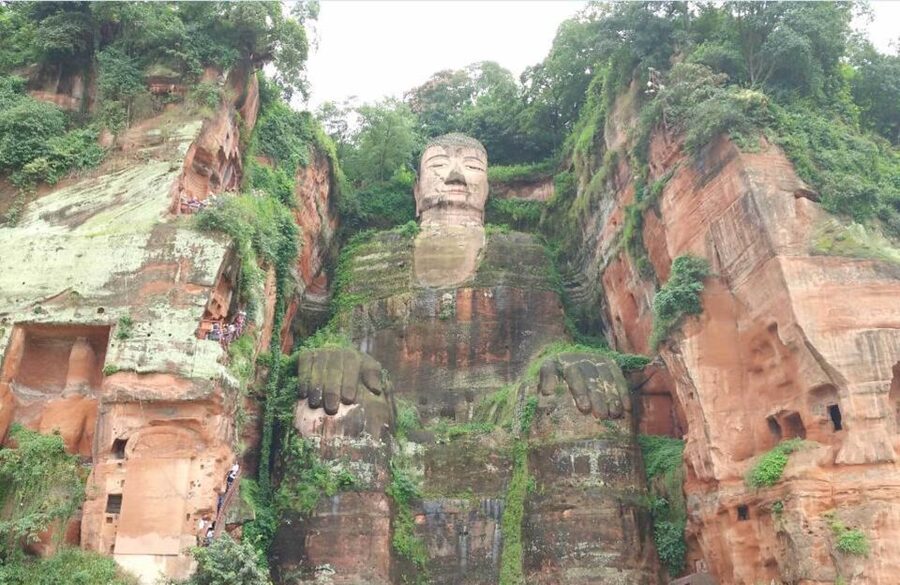 Chengdu Private Tour of Leshan Buddha and Panda Base - Should You Book This Chengde Panda and Leshan Buddha Tour?