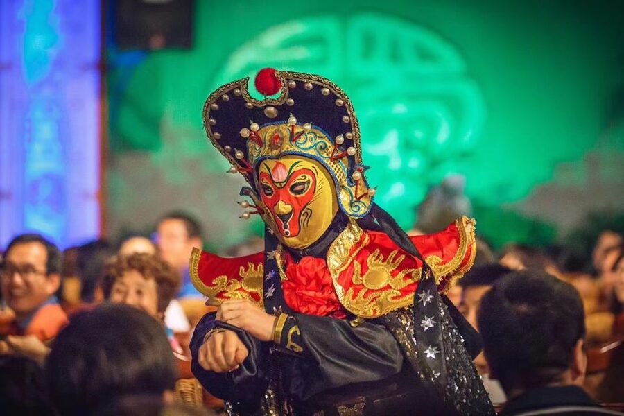 Chengdu: Sichuan Opera Shu Feng Yan Yun Evening Show Ticket - Why Shu Feng Ya Yun Teahouse makes Sichuan opera feel different