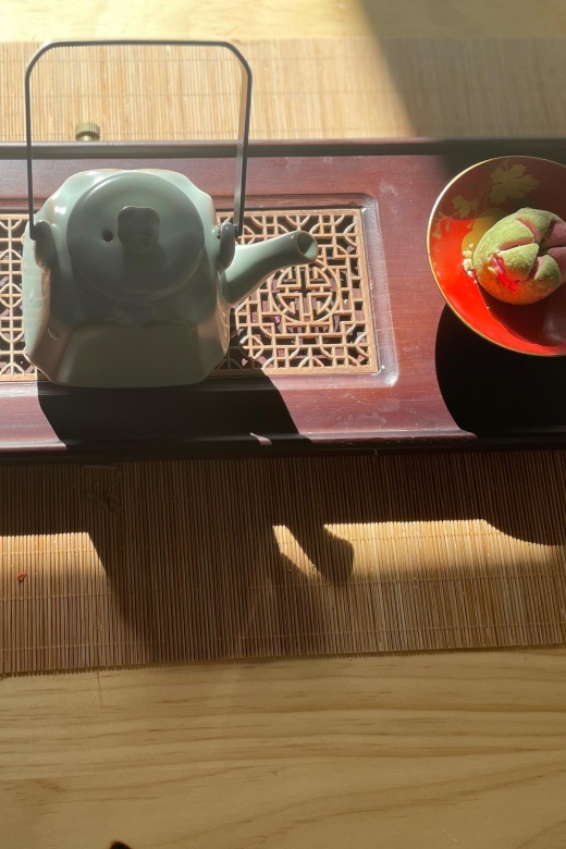 Chinese Tea ceremony in Beijing Hutong courtyard - What Happens During the Hour, Step by Step