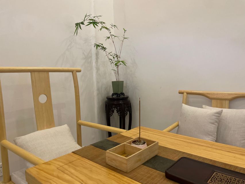 Chinese Tea ceremony in Beijing Hutong courtyard - Where It Fits Best in a Beijing Day Plan