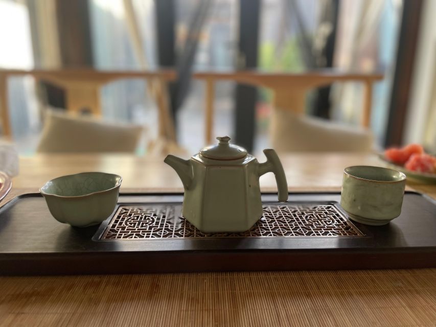 Chinese Tea ceremony in Beijing Hutong courtyard - Your 4-Tea Menu and How the Ceremony Is Taught