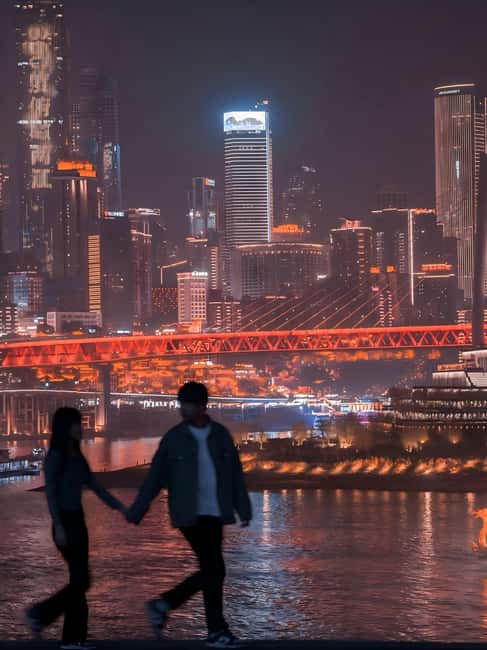 Chongqing deep explore 10 sights & typical lunch and dinner - Embassy Street area: where older buildings meet modern cravings