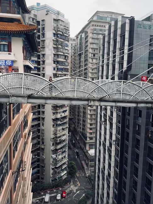 Chongqing deep explore 10 sights & typical lunch and dinner - Lunch that feels local, not like a tourist compromise