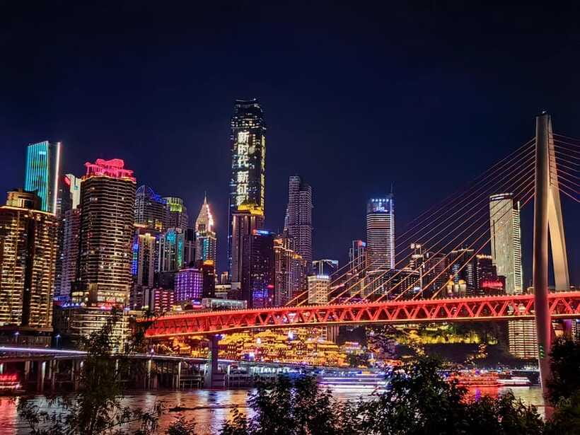 Chongqing Private City Tour: Must-Sees All-in-One - Hotel Pickup, Premium Car, and a Pace You Can Adjust