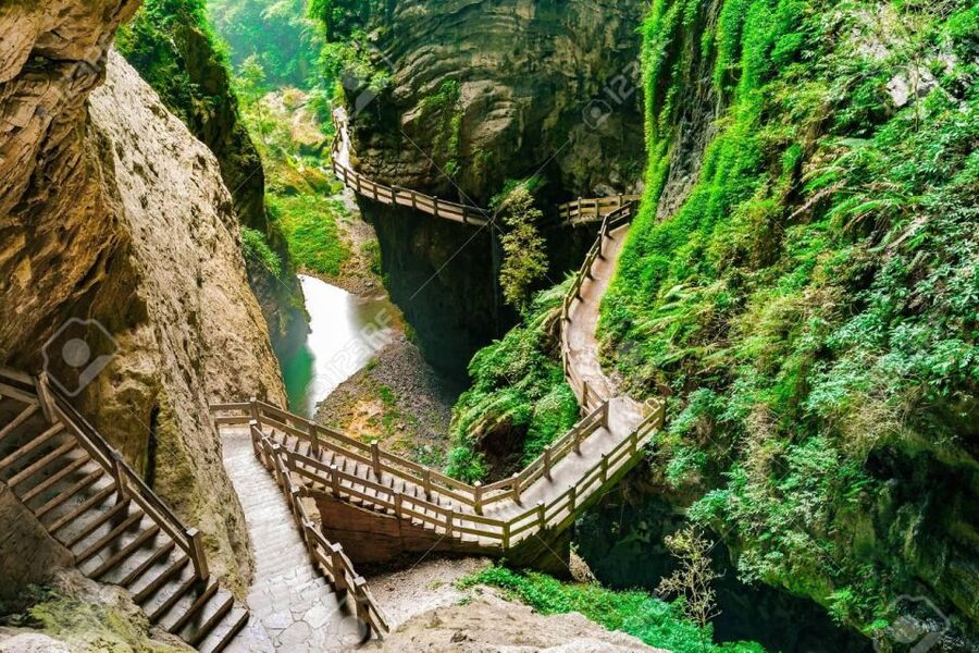Chongqing: Private Day Tour to Wulong Karst Geological Park - Practical matters: what to pack, what to wear, and how to pace a 9-hour day