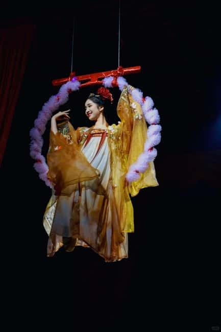 Chongqing: Qingyu Banquet Experience with Show and Dinner - Price and value for $52 over 1.5 hours
