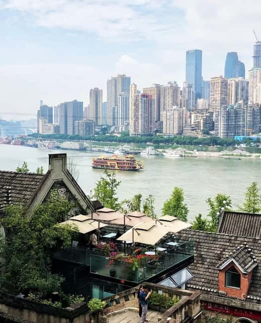 Chongqing: Surreal Urban, Ancient Town, and Secret Viewpoint - Longmenhao Old Street and Tea Moments That Feel Like the City