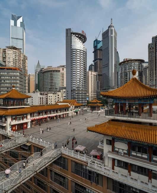 Chongqing: Surreal Urban, Ancient Town, and Secret Viewpoint - The Value of a Guide in Chongqing Traffic and Levels