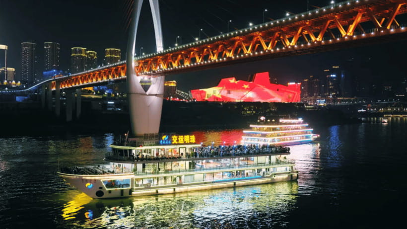 Chongqing: Two Rivers Night Cruise- Yangtze & Jialing Rivers - What You Actually See When the Rivers Meet